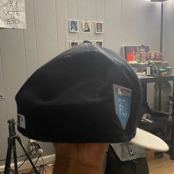 MLB hat - Picture 2 of 3